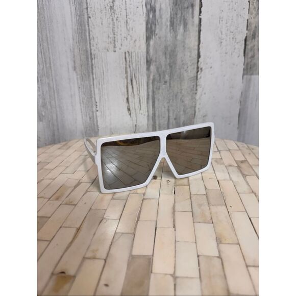 White Oversized Square Sunglasses Retro Shield Frame - Picture 1 of 5
